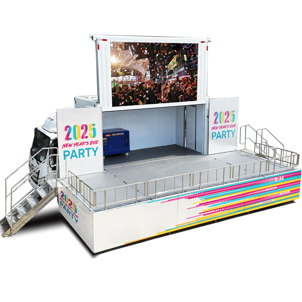 LR135 Roadshow truck