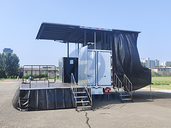 mobile hydraulic stage