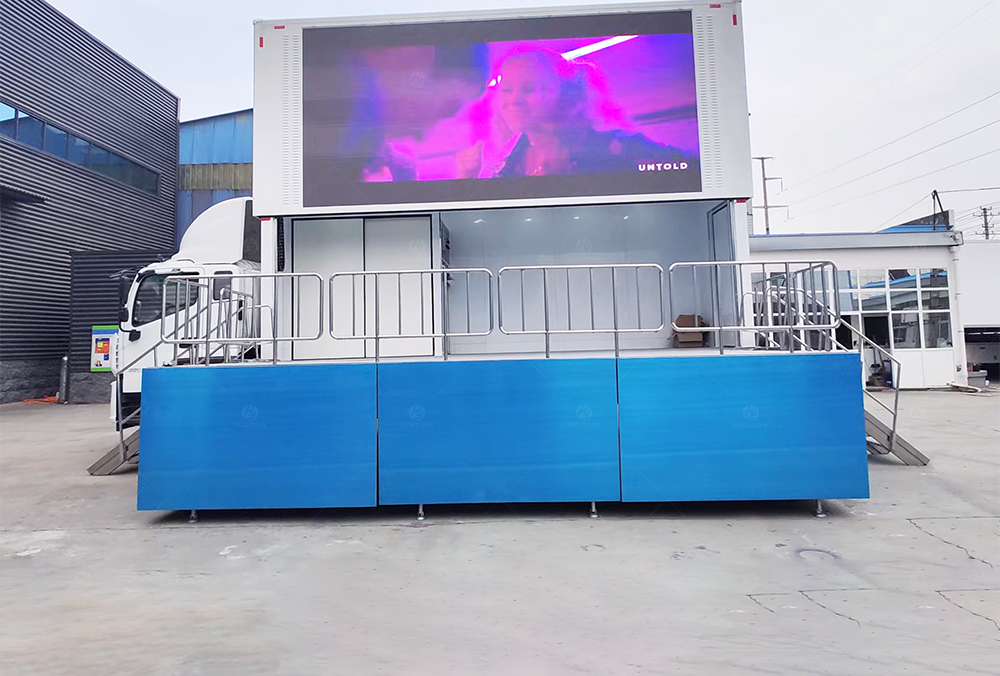 LR255 LED roadshow truck