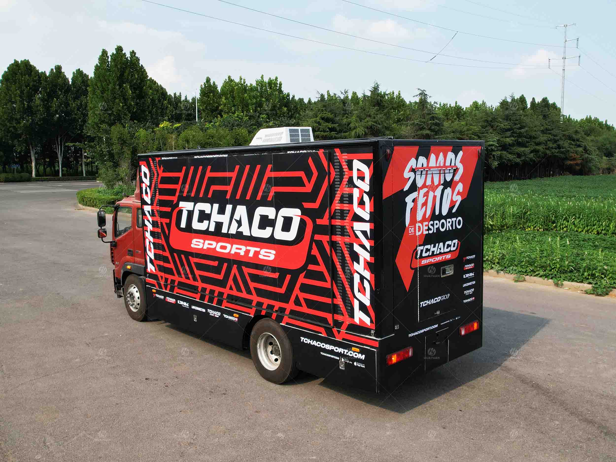LR235 roadshow truck