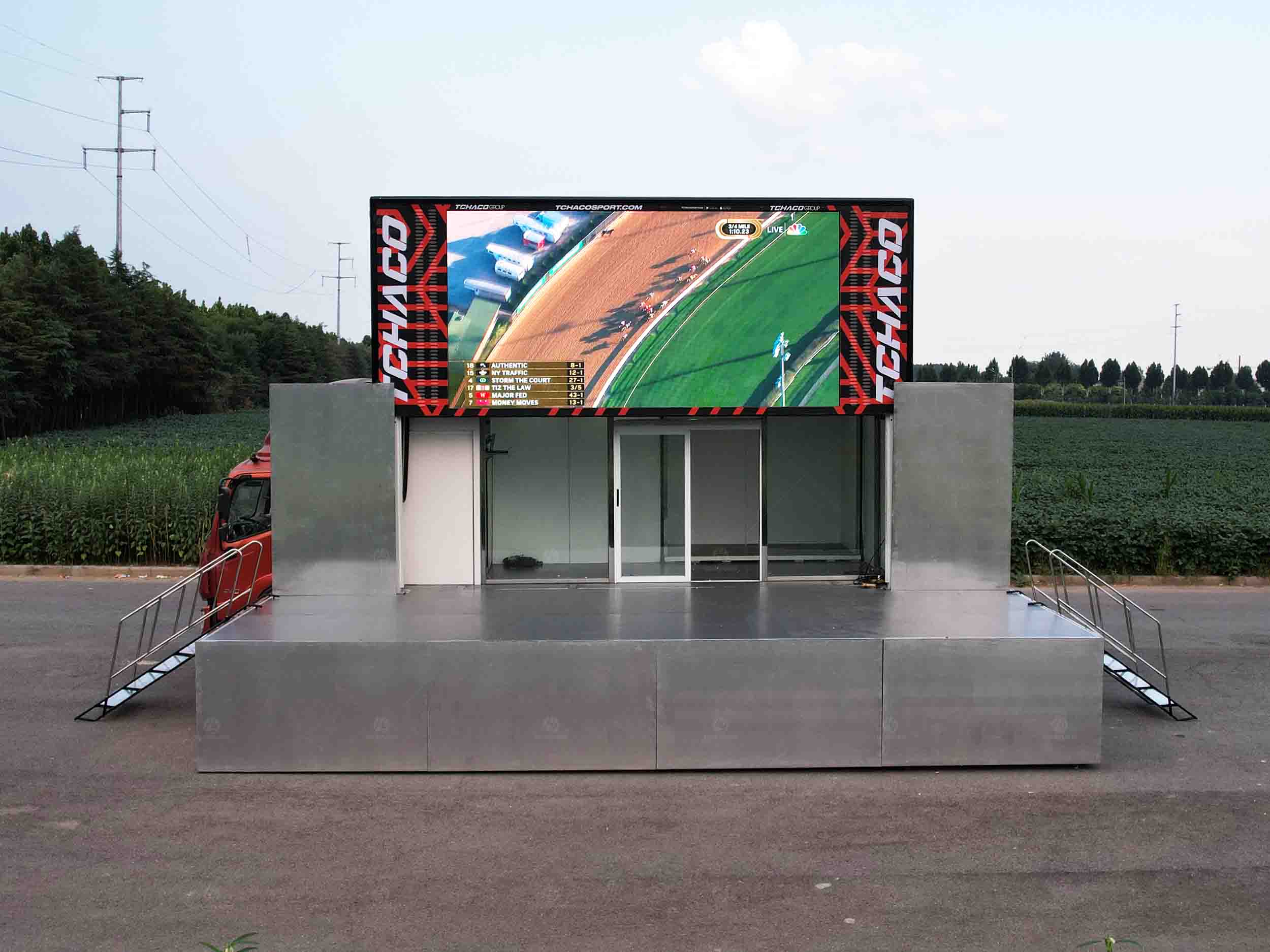 LR235 roadshow truck