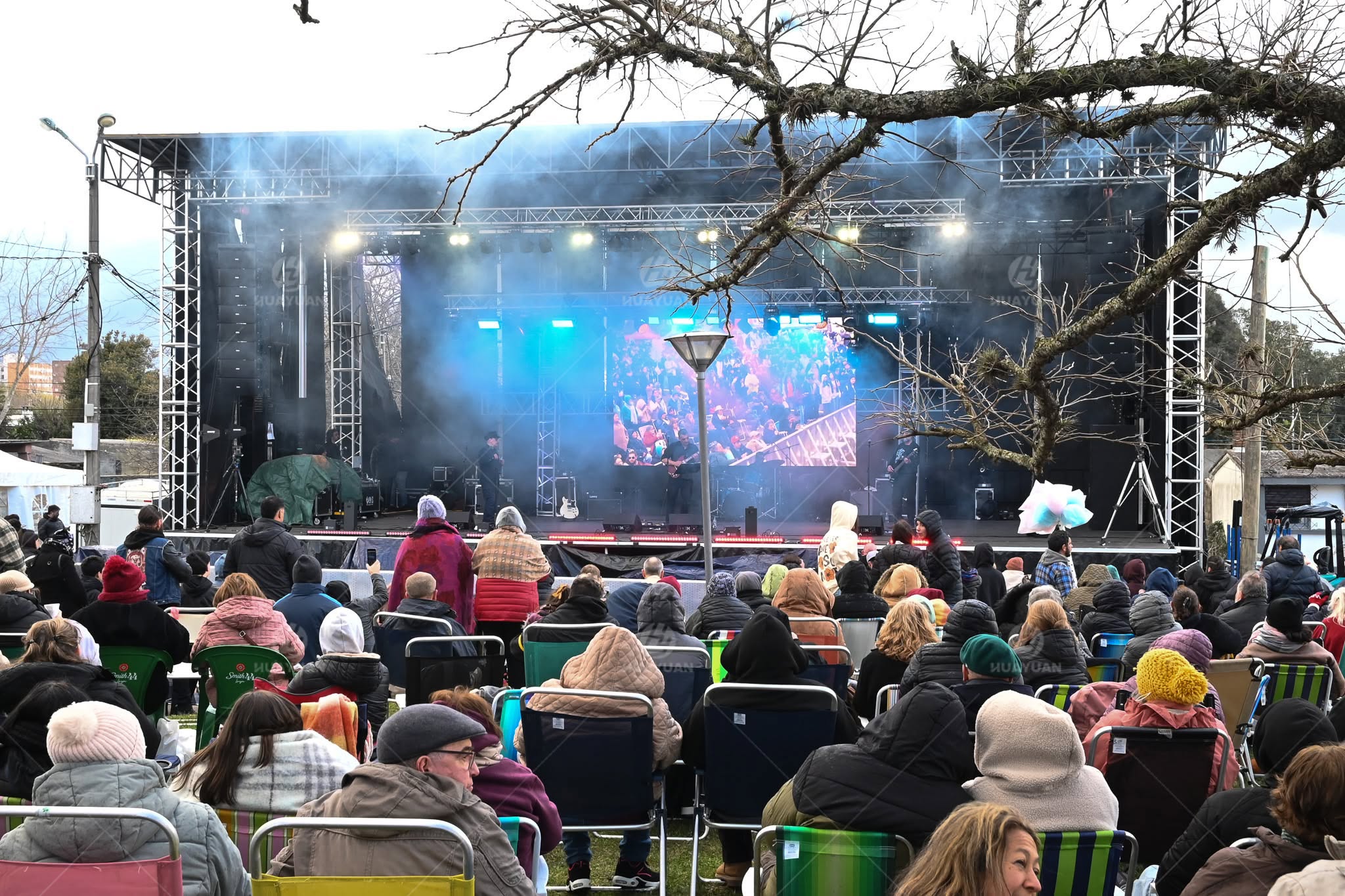 S795 mobile stage during a live event in Uruguay