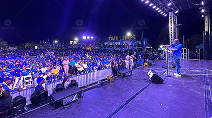 S455 mobile stage for a large outdoor event in The Bahamas